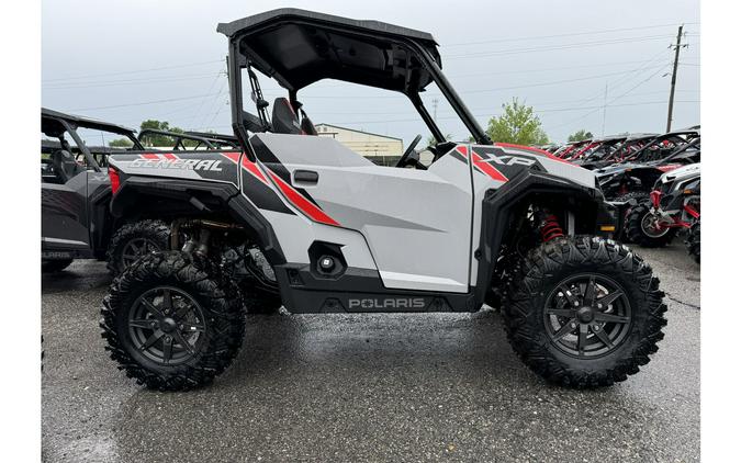 2025 Polaris GENERAL XP 1000 SPORT