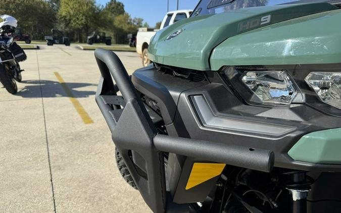 2025 Can-Am Defender DPS HD9 Compass Green