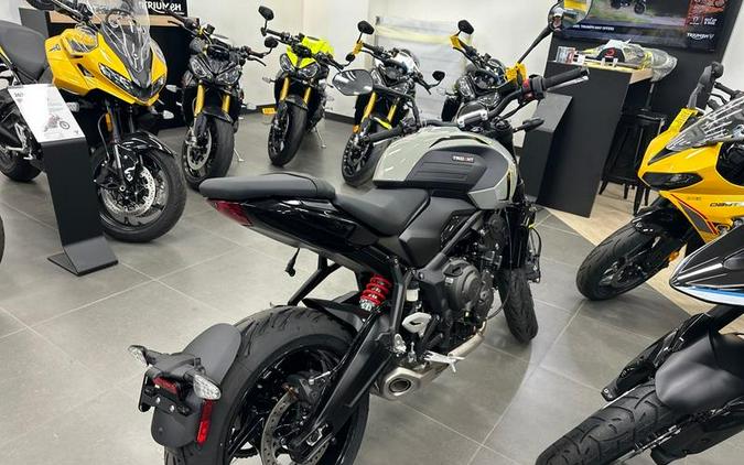 2026 Triumph Trident 660 Triple Tribute Edition Sapphire Black and Cobalt Blue