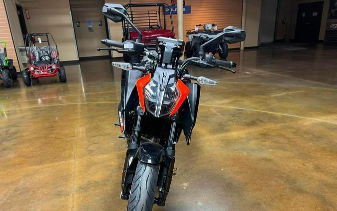 2026 KTM 250 Duke