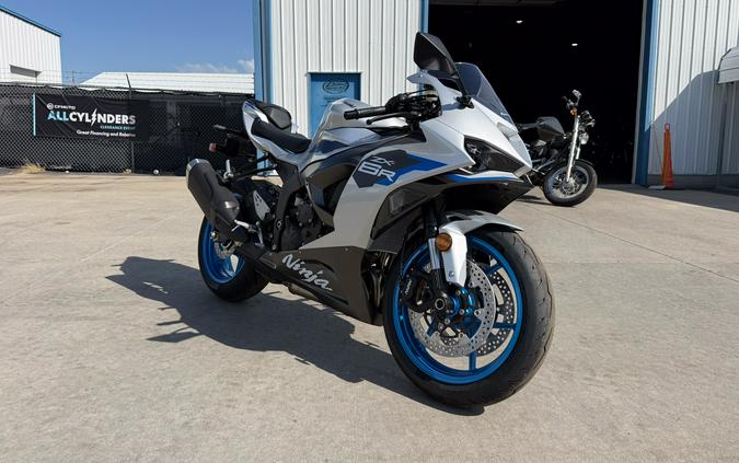 2027 Kawasaki NINJA ZX-6R