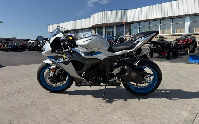 2027 Kawasaki NINJA ZX-6R