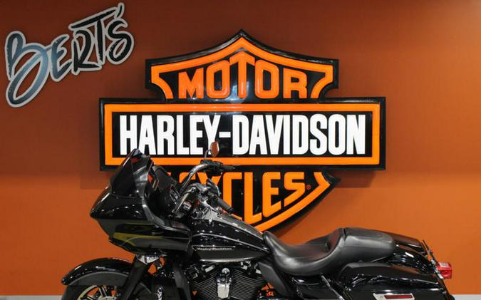 2017 Harley-Davidson® FLTRU - Road Glide® Ultra