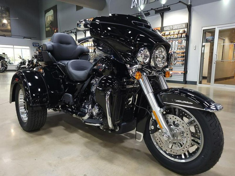 2023 Harley-Davidson® FLHTCUTG - Tri Glide® Ultra