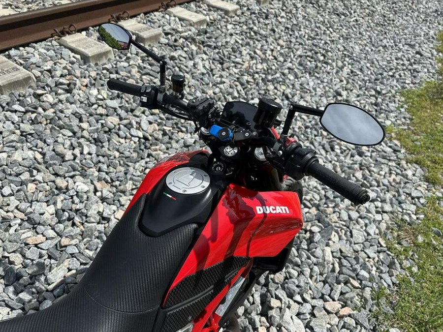 2021 Ducati Hypermotard 950 Ducati Red