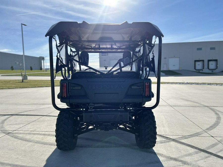 2025 Honda Pioneer 1000-5 Deluxe
