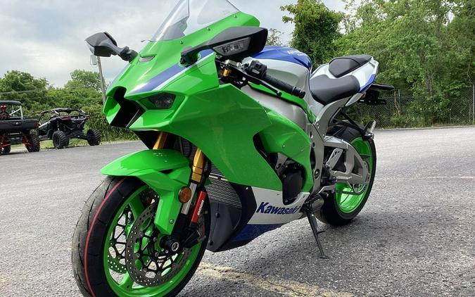 2024 Kawasaki Ninja® ZX™-10R 40th Anniversary Edition ABS