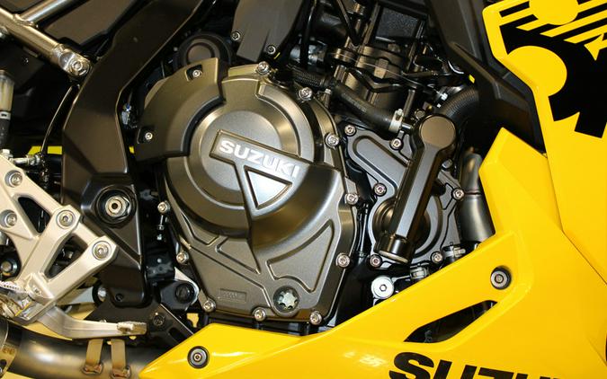 2024 Suzuki GSX-S 8R / GSX800FRQM4