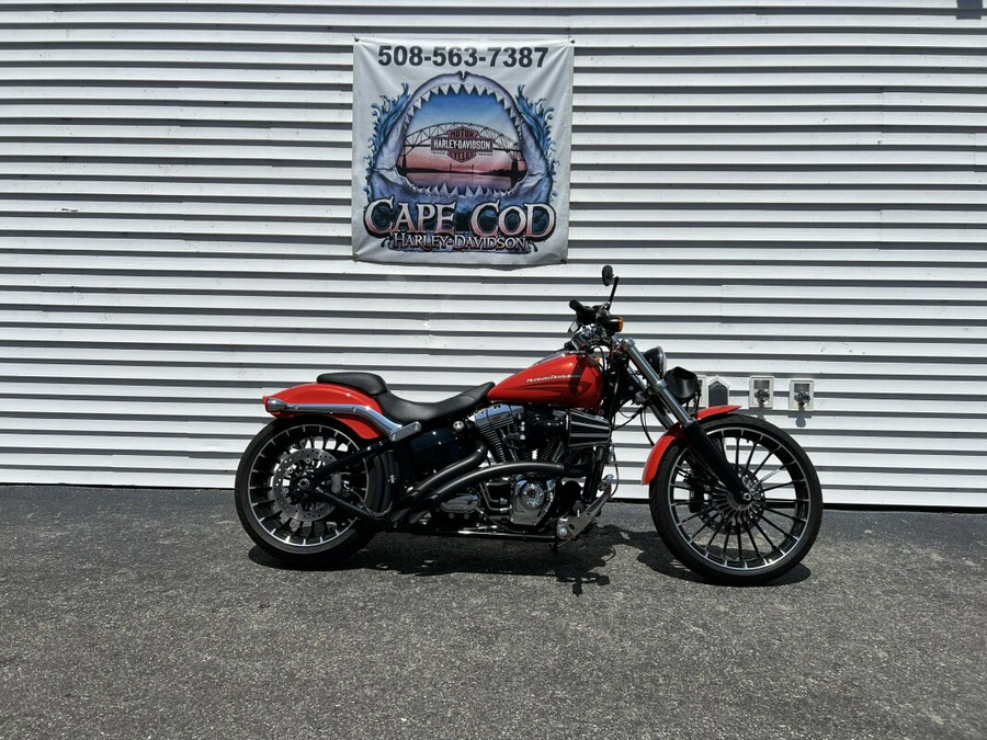 2017 Harley-Davidson® Breakout® Custom Colour Laguna Orange