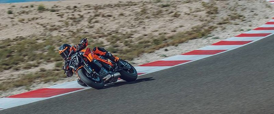 2026 KTM 1390 SUPER DUKE R EVO, orange
