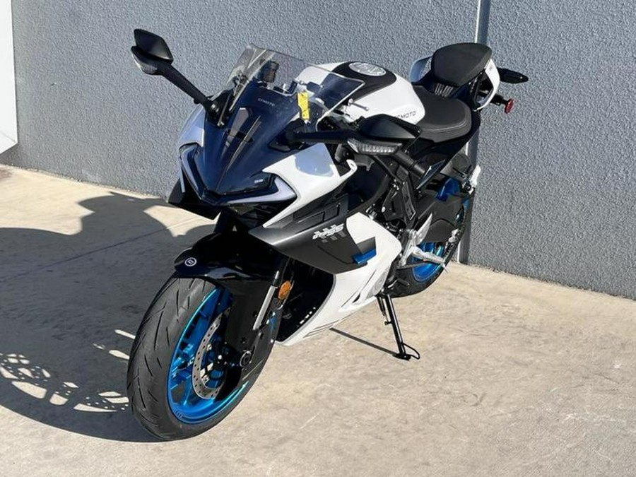 2025 CFMOTO 675SS
