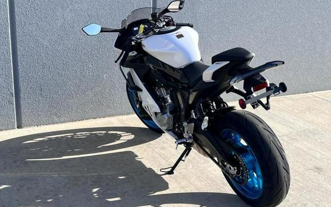 2025 CFMOTO 675SS