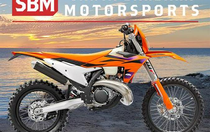 FIRST LOOK! KTM INTRODUCES 2024 KTM 300XC-W HARD-ENDURO MODEL