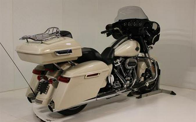 2022 Harley-Davidson Street Glide® Special