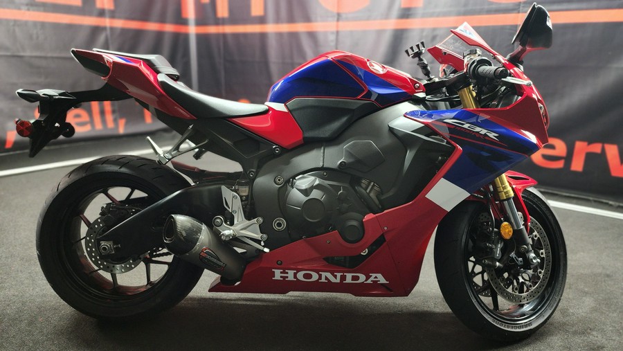 2022 Honda CBR1000RA ABS