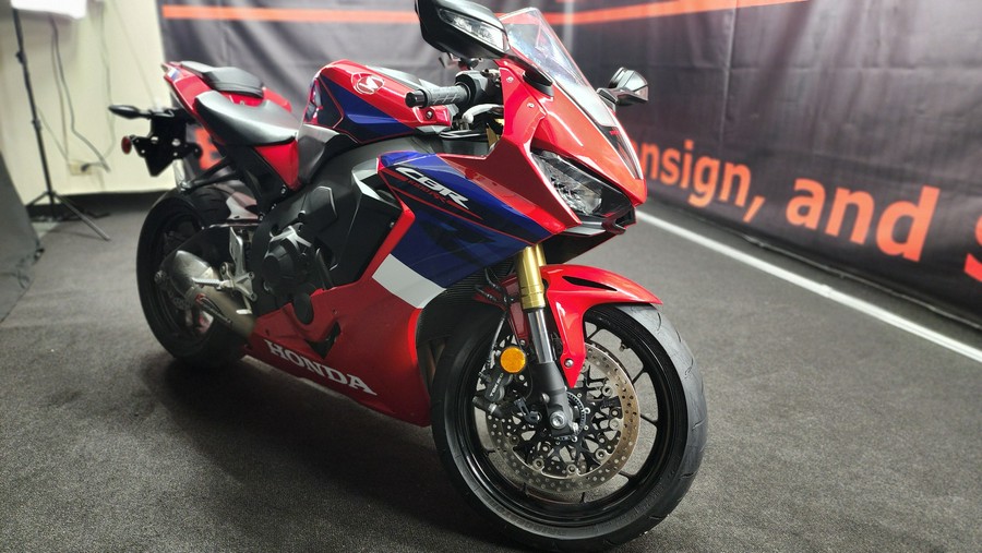 2022 Honda CBR1000RA ABS