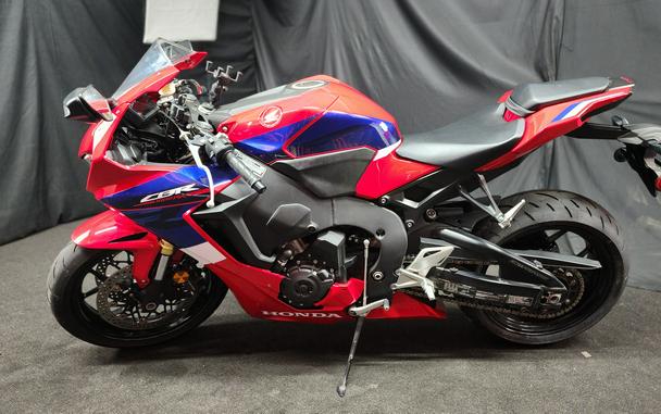 2022 Honda CBR1000RA ABS