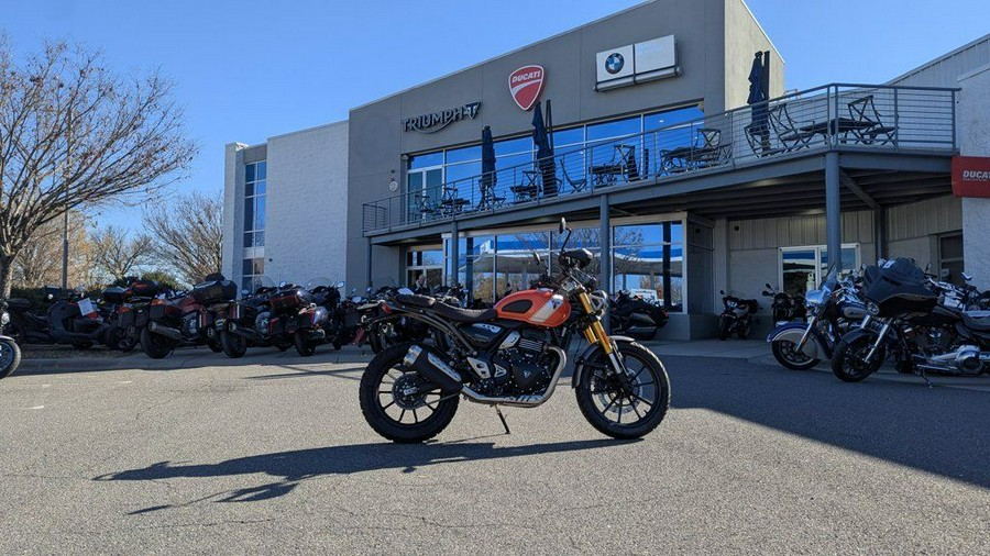 2025 Triumph Scrambler 400 X Baja Orange/Aluminium