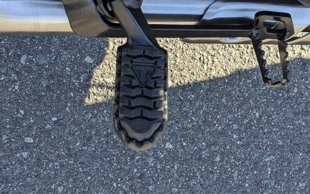 2025 Triumph Scrambler 400 X Baja Orange/Aluminium