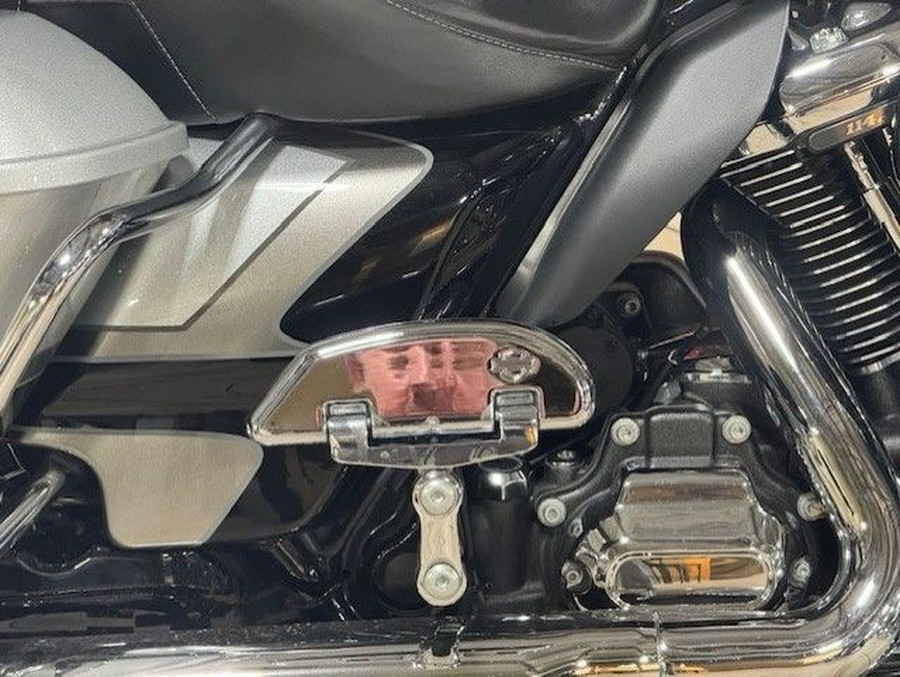 2017 Harley-Davidson CVO™ Limited