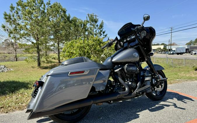 2021 Harley-Davidson® FLHXS Street Glide® Special
