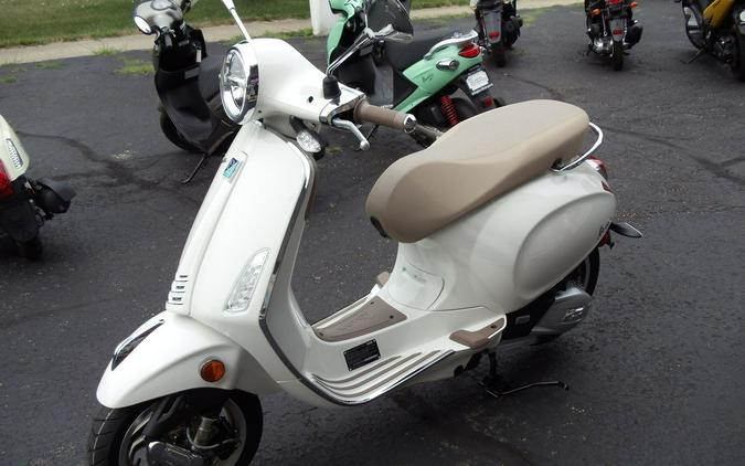 2027 Vespa Primavera 150 Sport