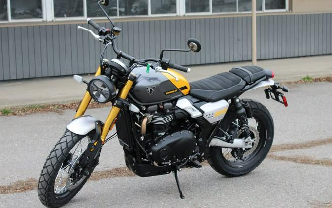 2026 TRIUMPH SCRAMBLER 900