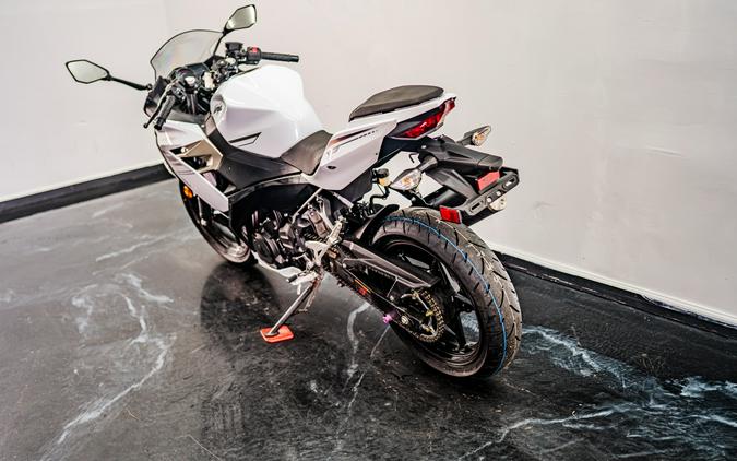 2023 Kawasaki Ninja 400
