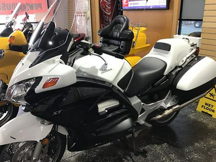 2017 Honda ST1300P