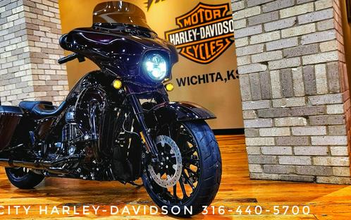 USED 2019 Harley-Davidson CVO Street Glide, FLHXSE