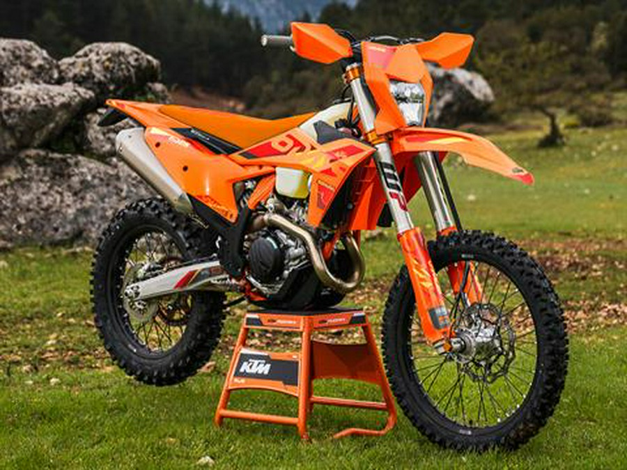 2025 KTM 500 EXC-F Six Days