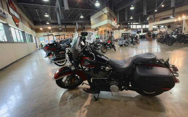 2025 Harley-Davidson Heritage Classic Whiskey Fire / Vivid Black w/Laced Wheels