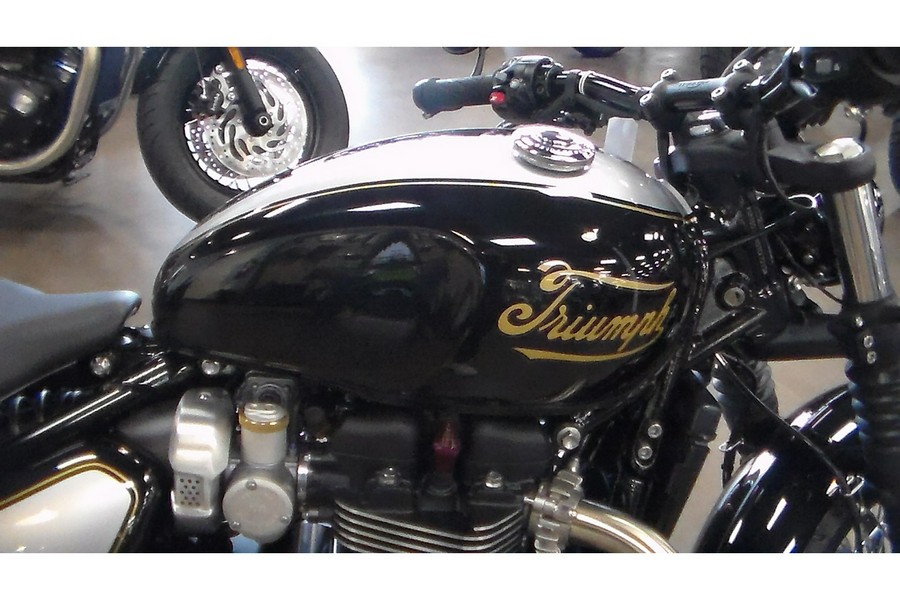 2025 Triumph Bonneville Bobber Icon Edition