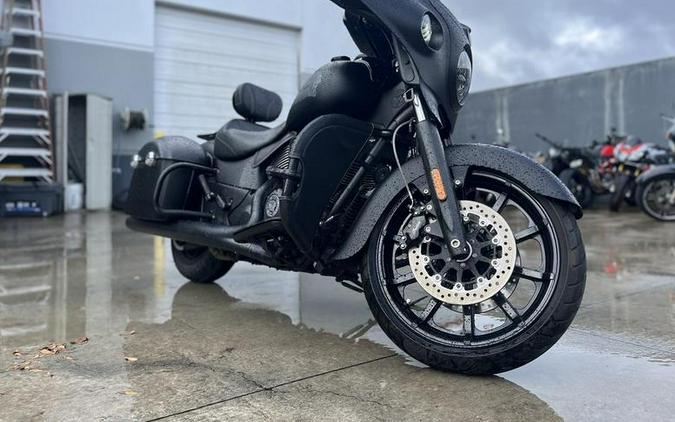 2018 Indian Motorcycle® Chieftain® Dark Horse® ABS Thunder Black Smoke