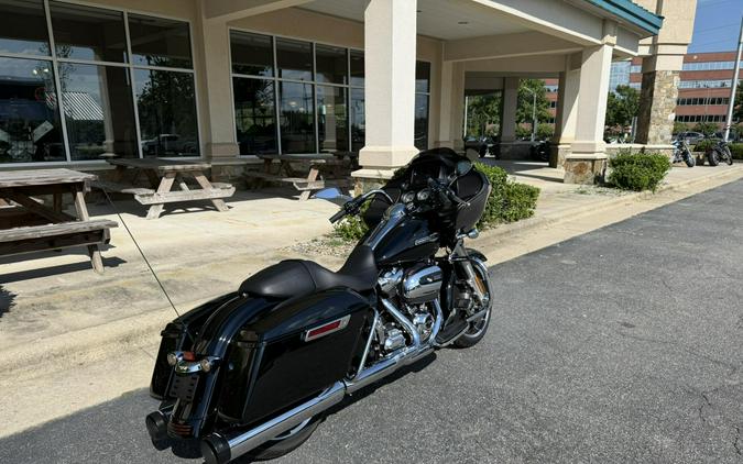 FLTRX 2023 Road Glide®