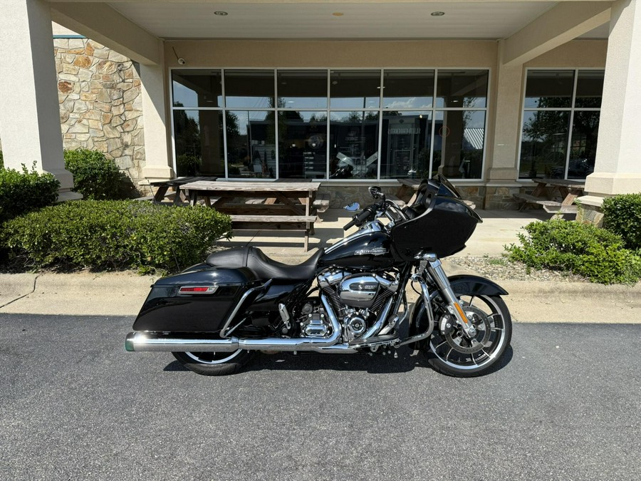FLTRX 2023 Road Glide®