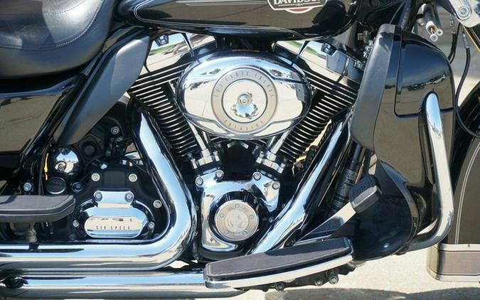 2012 Harley-Davidson Trike FLHTCUTG - Tri Glide Ultra Classic