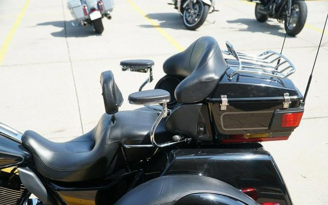 2012 Harley-Davidson Trike FLHTCUTG - Tri Glide Ultra Classic