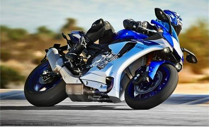 2015 Yamaha YZF-R1