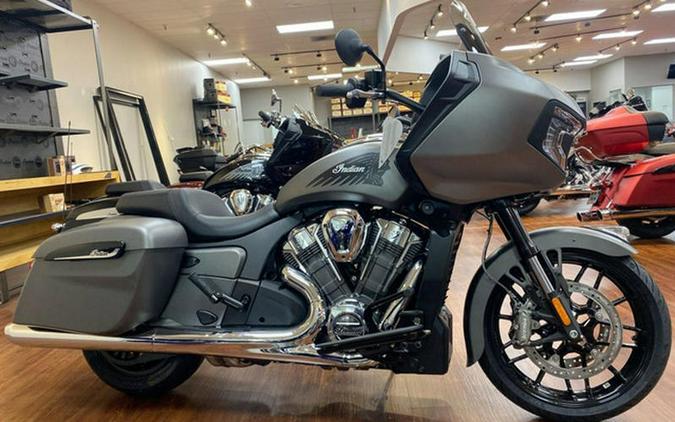 2023 Indian Motorcycle® Challenger® Titanium Smoke