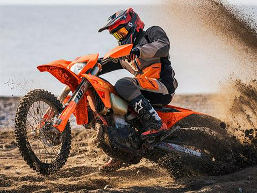 2025 KTM 500 EXC-F Six Days