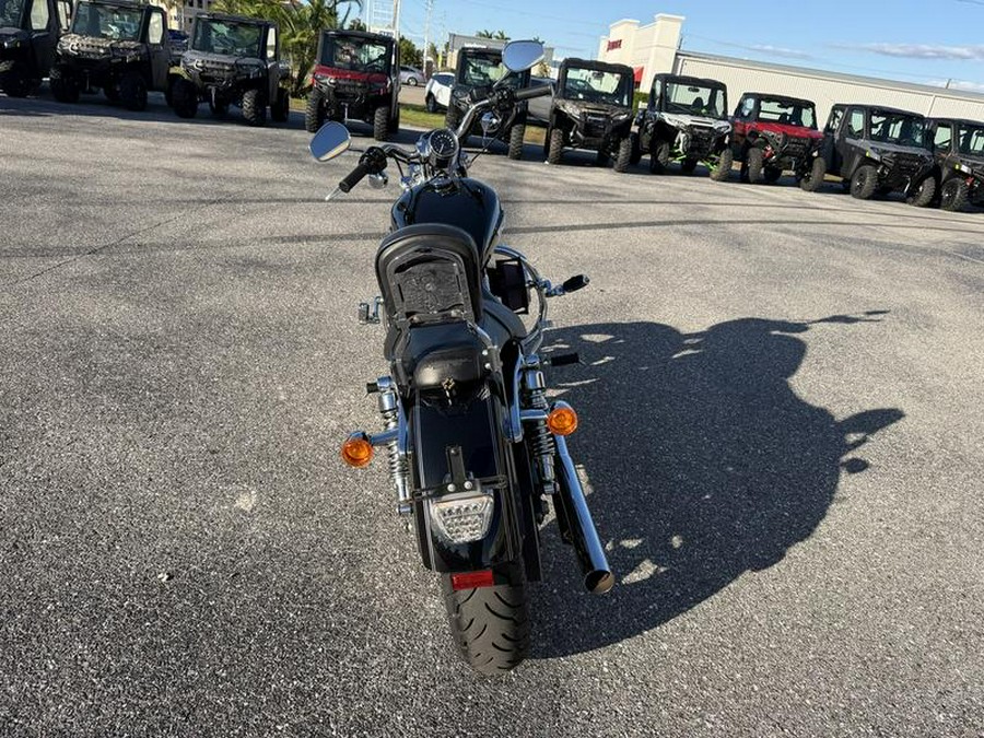 2015 Harley-Davidson® XL1200C - Sportster® 1200 Custom