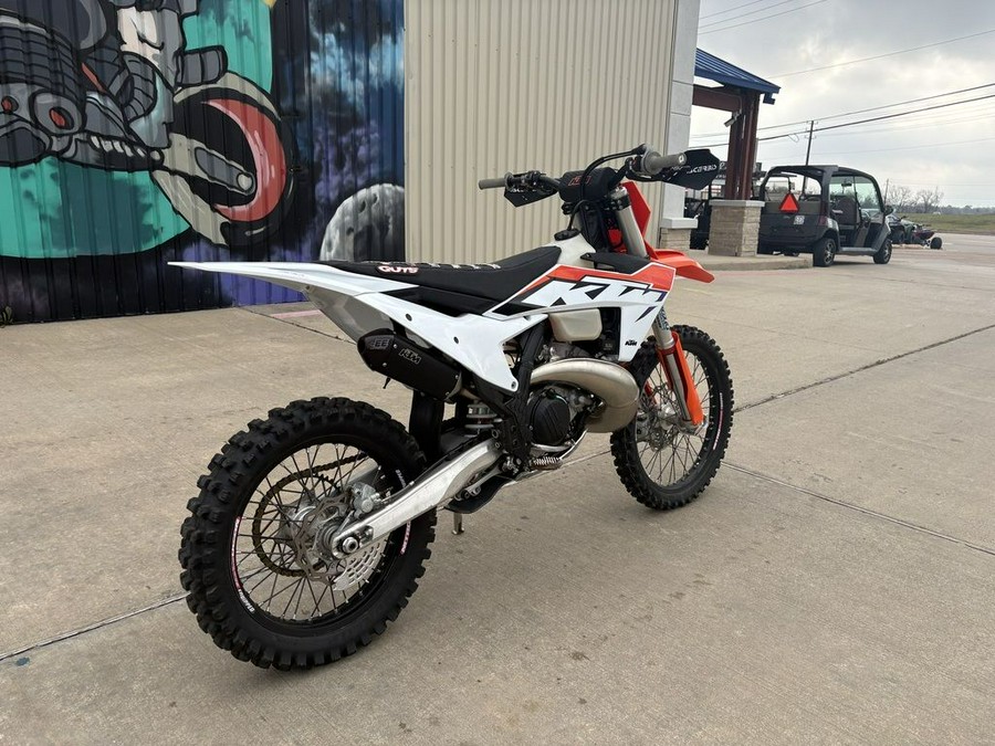 2023 KTM 300 XC