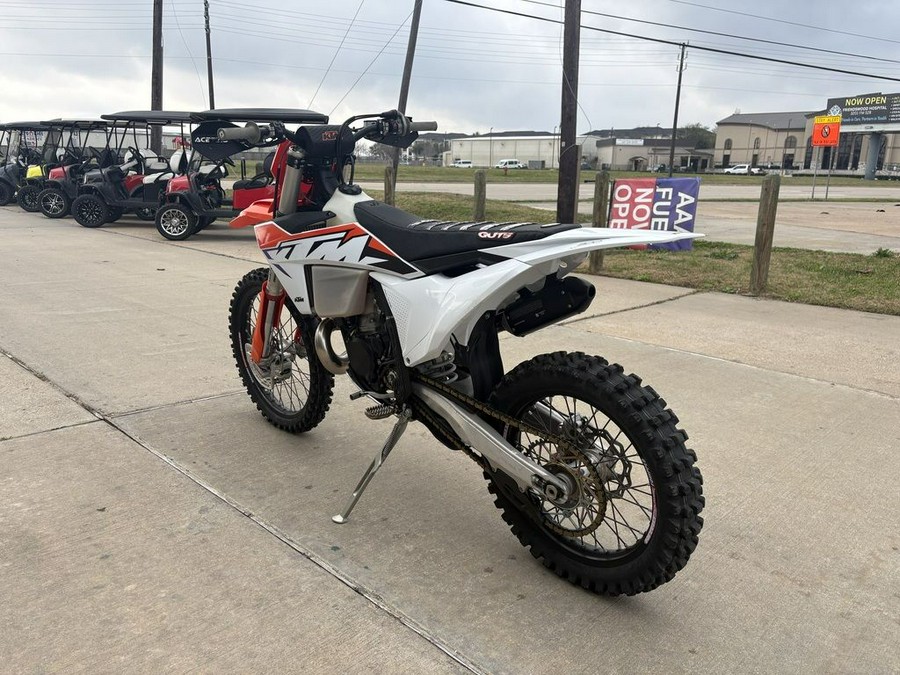2023 KTM 300 XC