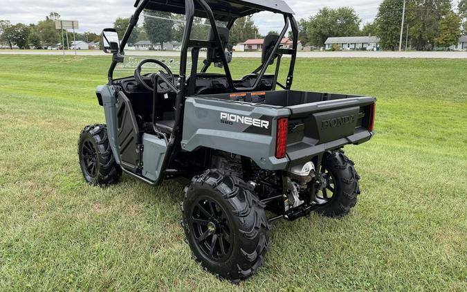 2025 Honda® Pioneer 520