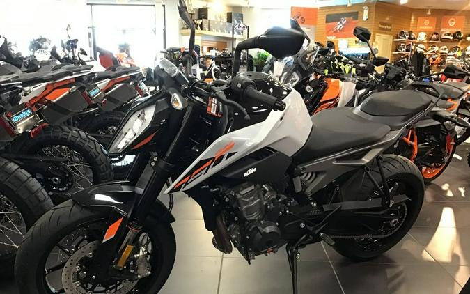 2024 KTM 790 Duke