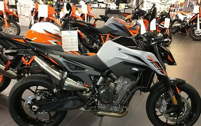 2023 KTM 790 Duke First Look [7 Fast Facts]