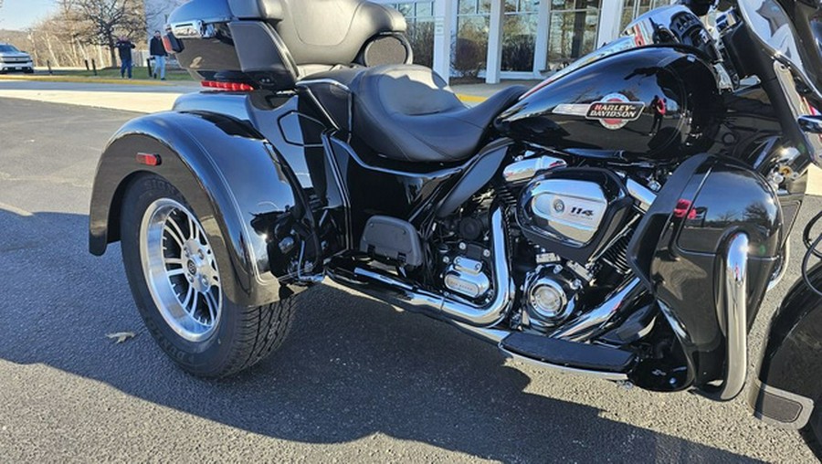 2023 Harley-Davidson FLHTCUTG - Tri Glide Ultra