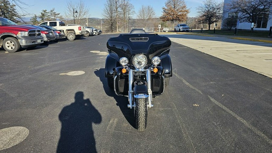 2023 Harley-Davidson FLHTCUTG - Tri Glide Ultra