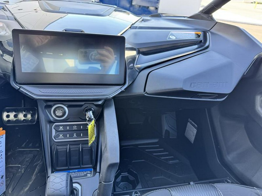 2026 Can-Am® Maverick R Max X RS